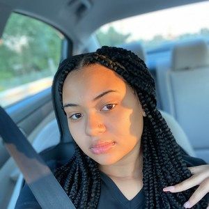 Meet your Posher, Melissa